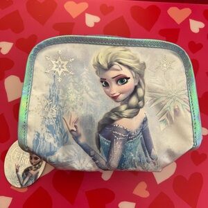 Elsa makeup bag 
Rare make up bag new with tags